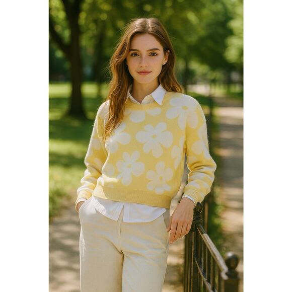 Luna Ivy Daisy Croquette Cottage Preppy Cozy Casual Cropped Sweater Sz S Yellow - Picture 3 of 14